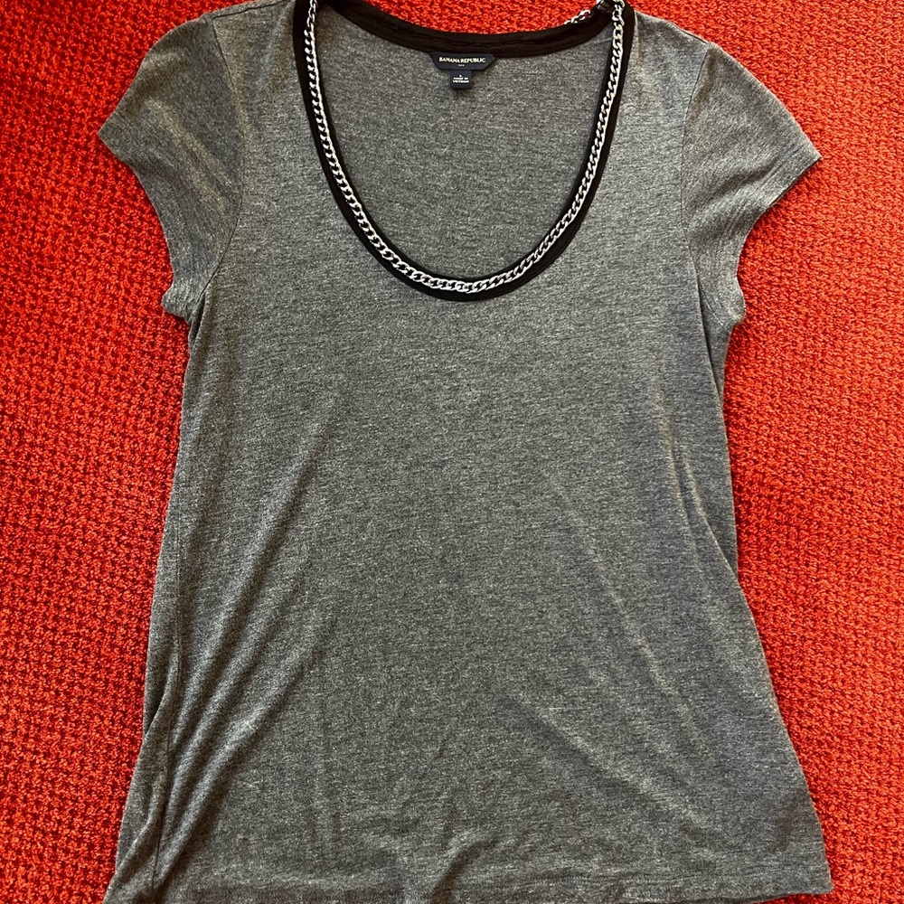 Banana Republic Gray Chain-Detail Short Sleeve Tee